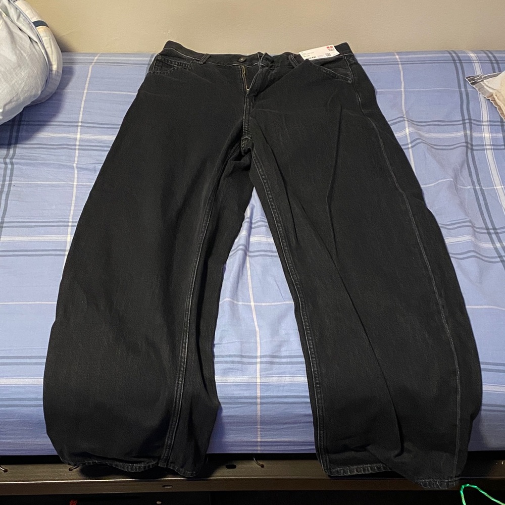 Uniqlo Black Baggy Curve Jeans